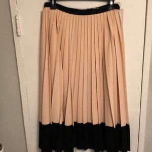 Kate Spade Pleated light pink Skirt